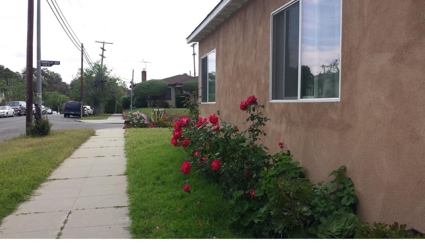 Exterior garden view of CSULA student housing property