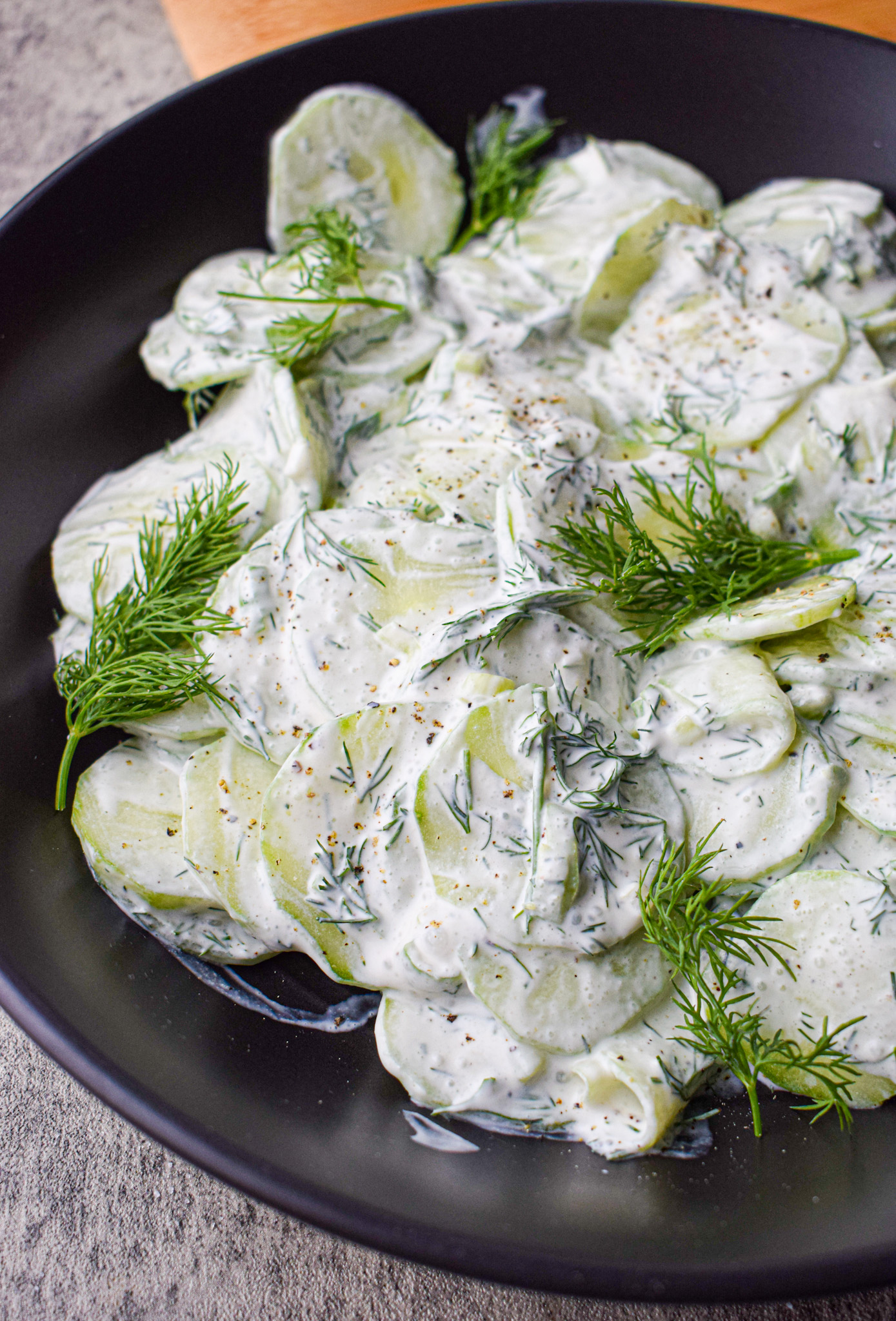 Mizeria, Polish cucumber salad with sour cream and fresh dill